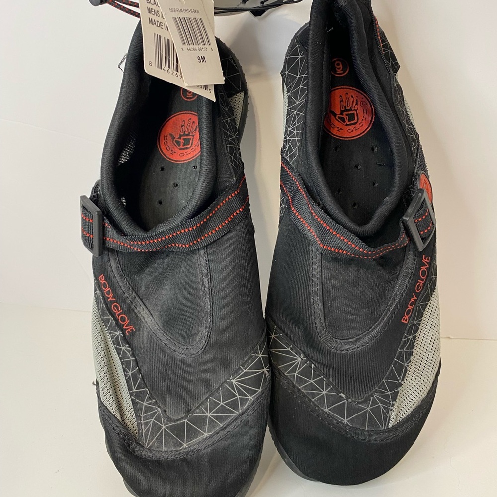 Academy body glove sportwear shoes 9M